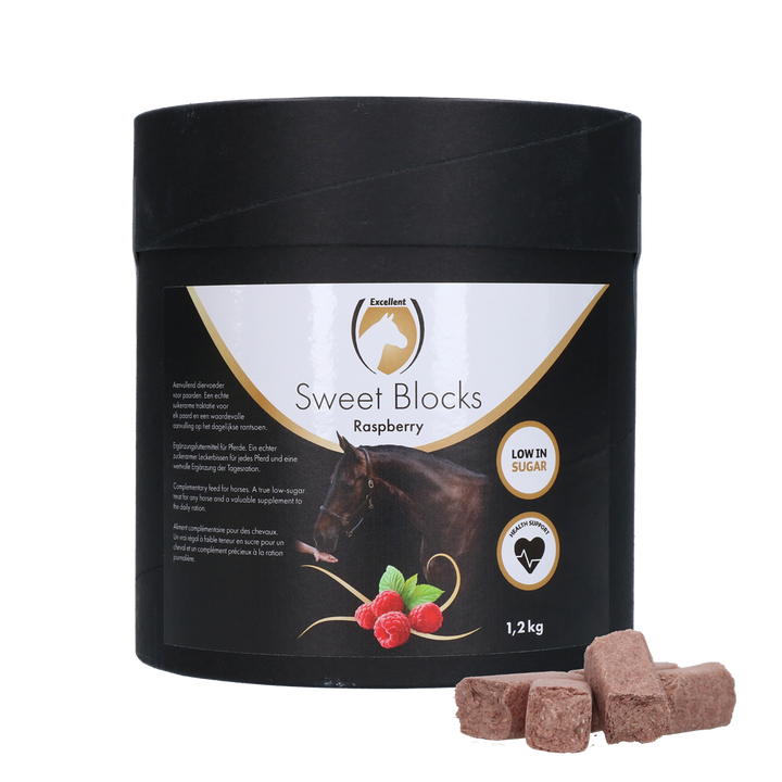 
  Excellent Horse Sweet Blocks Raspberry 1,2 kg - artikelnummer SWEE009AD

